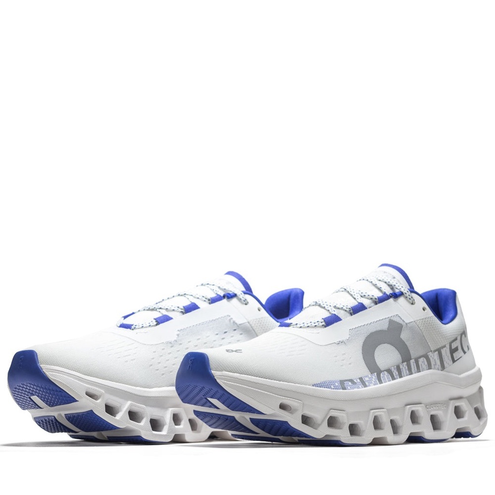 On Running Cloudmaster Women’s Size 8.5 White Indigo Running Shoe Like New